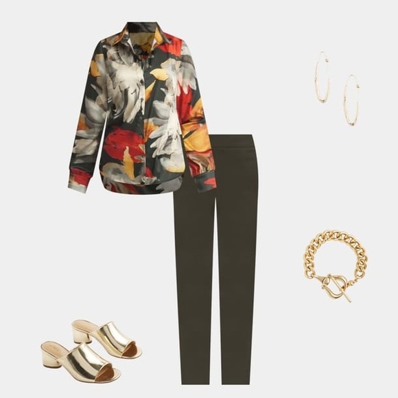 Chico’s Floral Faux Silk Button Front Blouse - Picture 6 of 12